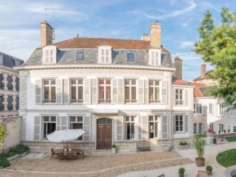 Le Clos Guivet Troyes Buitenkant foto