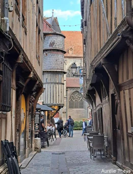 Le Clos Guivet Troyes Buitenkant foto