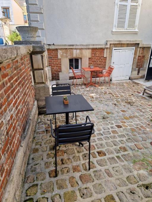Le Clos Guivet Troyes Buitenkant foto
