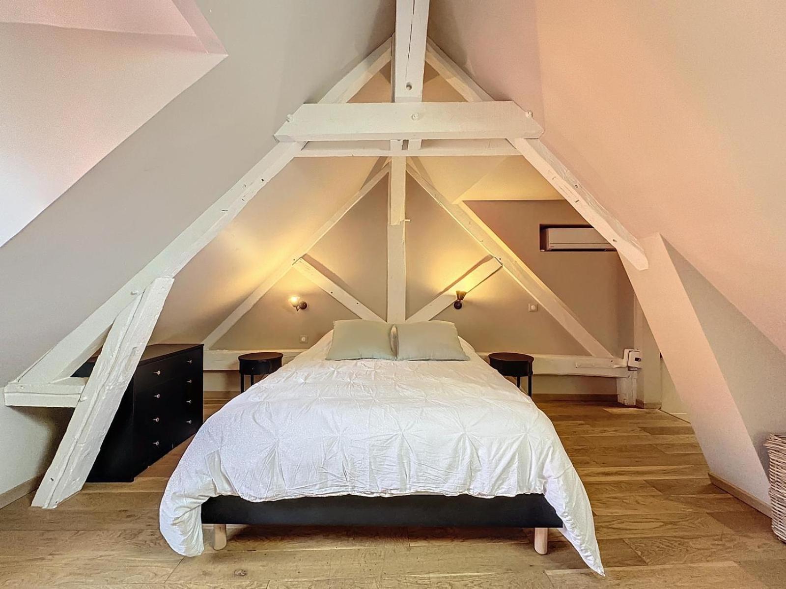 Le Clos Guivet Troyes Buitenkant foto